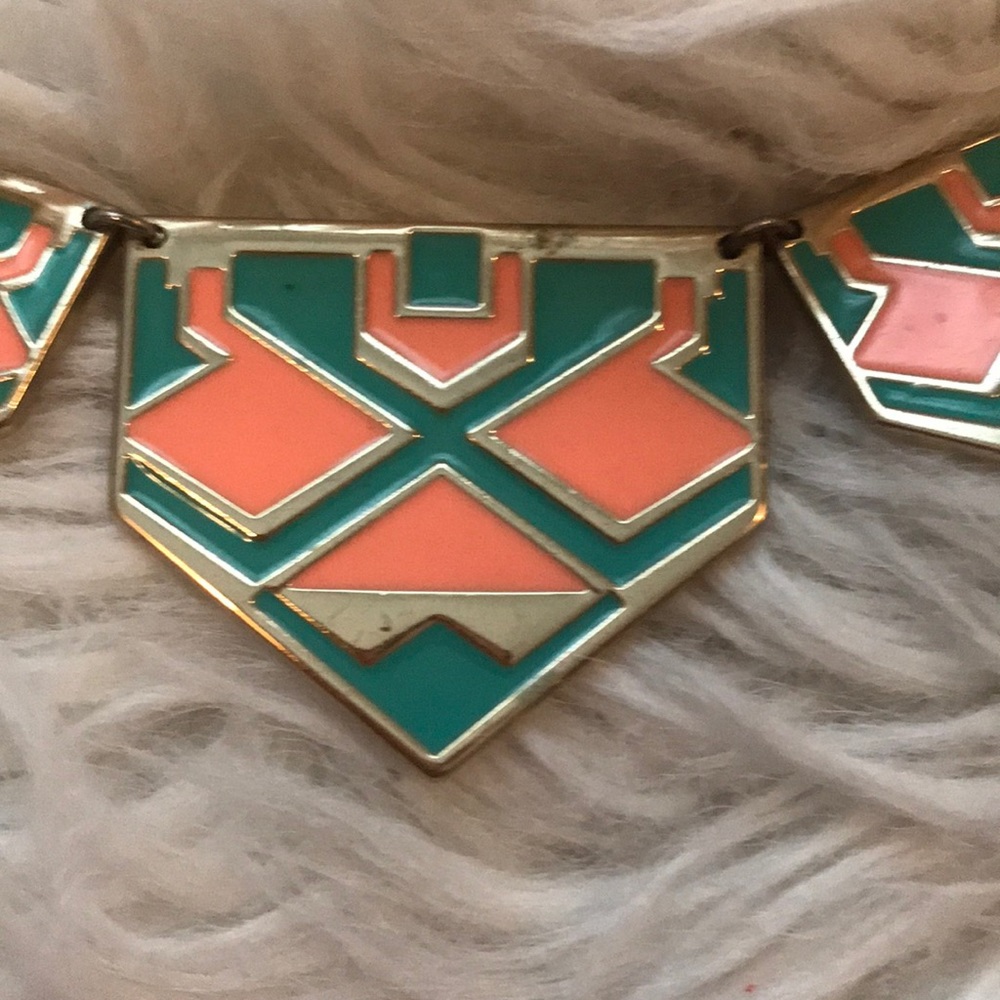 🎉BOGO statement necklace - Picture 2 of 2